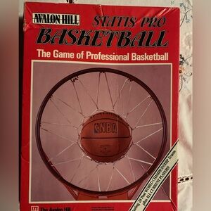 Vintage Avalon Hill Pro Statis Basketball 1993 Edition Game
